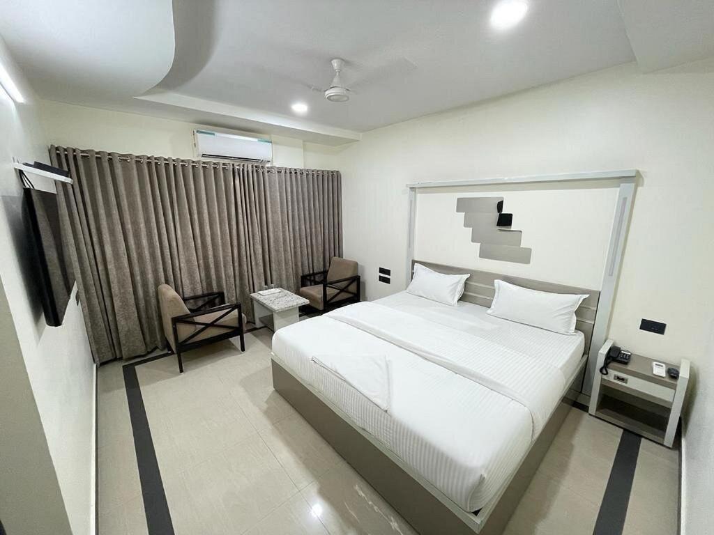 Sr Hotel Anakāpalle Εξωτερικό φωτογραφία